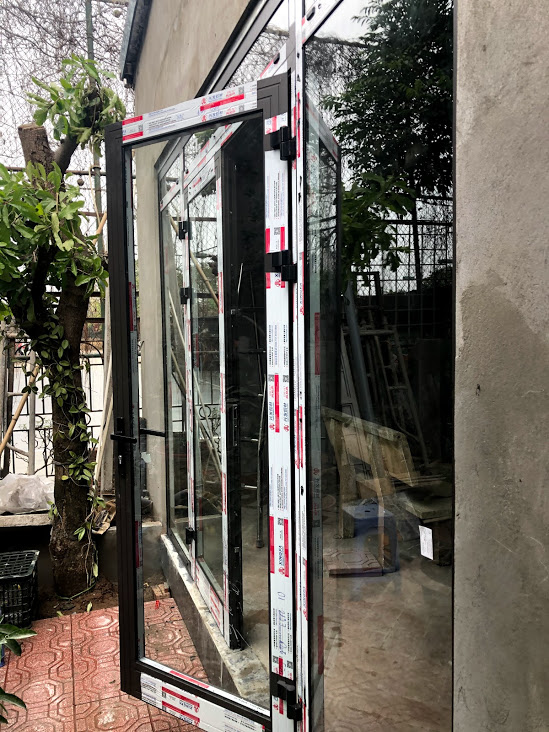 kính cách âm cách nhiệt