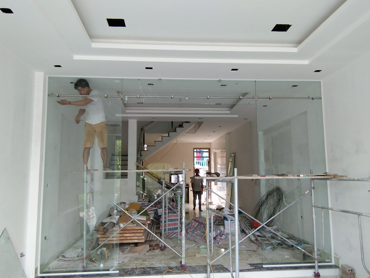 Báo giá cửa kính hai long&nbsp; lùa day treo&nbsp;&nbsp;